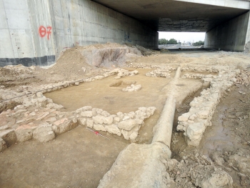 Σκεπάστηκαν τα αρχαία στην ευθεία της Ανθειας