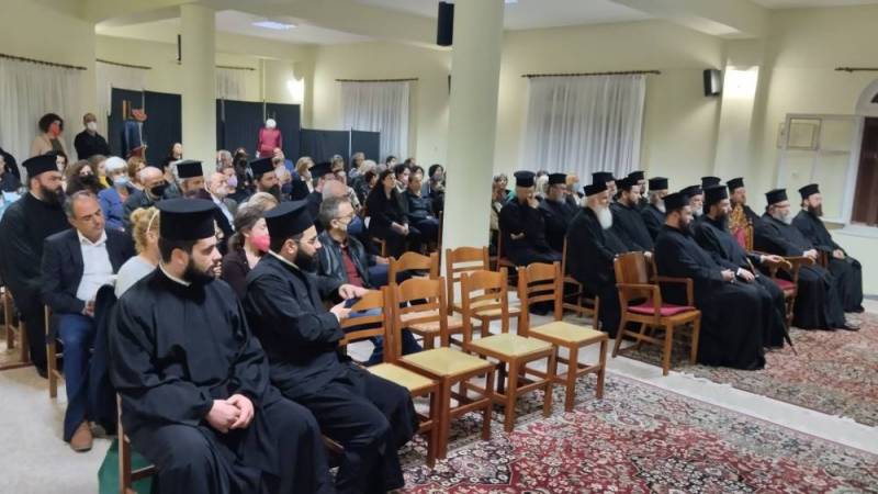 Σύναξη γονέων και νέων ζευγαριών στη Μητροπολη Μεσσηνίας