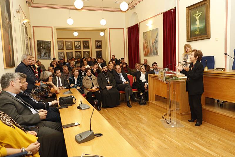 Καλαμάτα: Απονεμήθηκαν το βραβείο “Φωτέα” και οι υποτροφίες καπετάν Βασίλη (βίντεο)