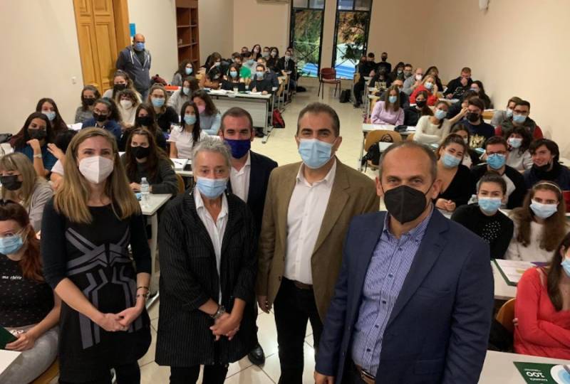 Καλαμάτα: Συναντήσεις με εθελοντές φοιτητές και καθηγητές για τις κλιματικά ουδέτερες πόλεις