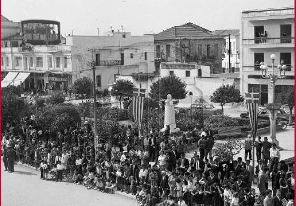 Παρέλαση και... θερινά σινεμά