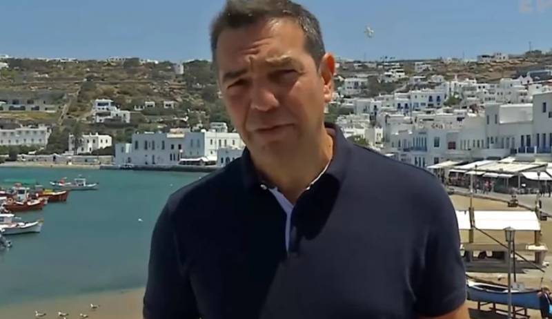 Ο Αλέξης Τσίπρας στη Μύκονο: «Χαρακτηριστικό παράδειγμα της παταγώδους αποτυχίας της κυβέρνησης»