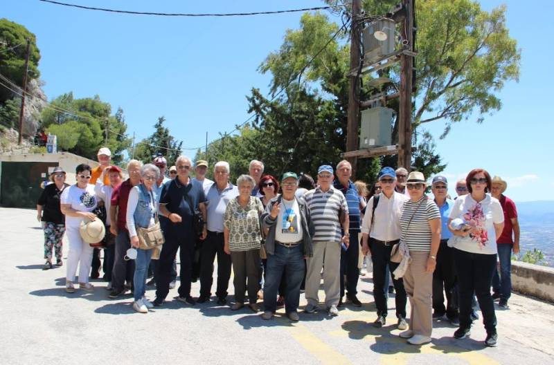 Ταξιδεύοντας με τον Σύλλογο Πολιτικών Συνταξιούχων Μεσσηνίας στην Κορινθία...