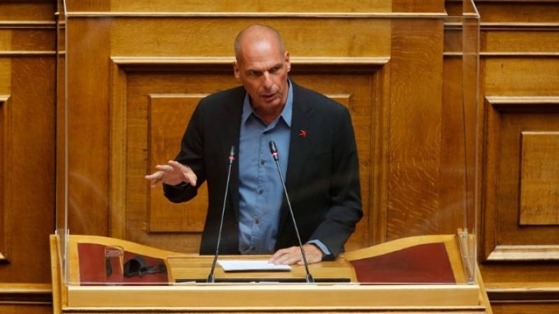Βαρουφάκης: Φυσική αναδάσωση των καμένων εκτάσεων, καμία αλλαγή στη χρήση γης για 30 χρόνια