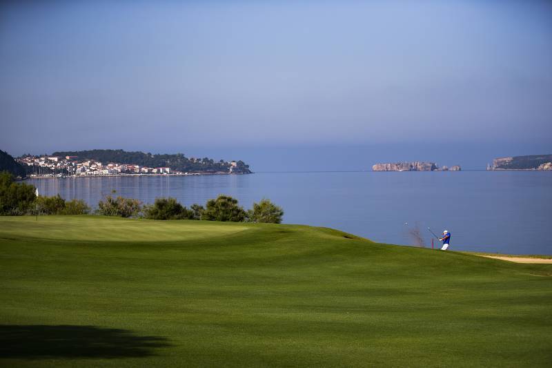Η Costa Navarino παρατείνει τη μεσσηνιακή τουριστική σεζόν
