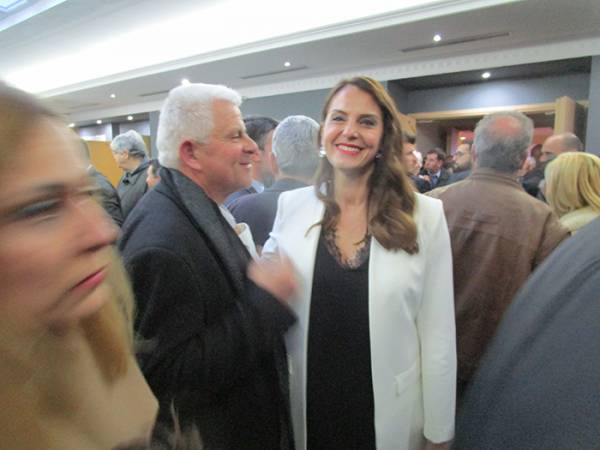 Δεν χωρούν αποκλίσεις