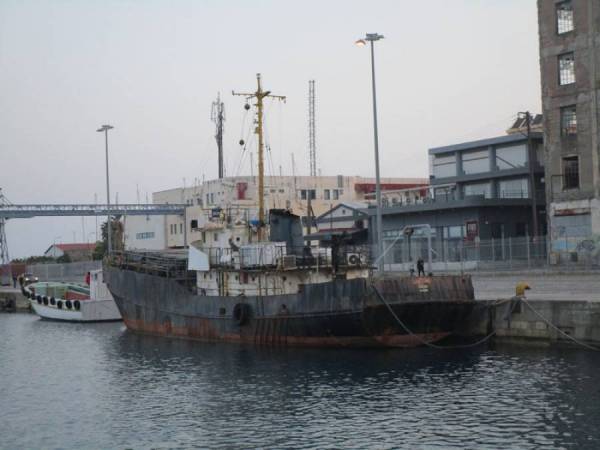 Μειοδότης για το πλοίο "SIMONE" στο λιμάνι Καλαμάτας (βίντεο)