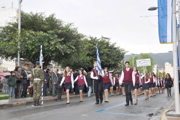 Γιώτα Κοζομπόλη: Να σκύψουμε πάνω στις αξίες που ενέπνευσαν την επανάσταση του 1821