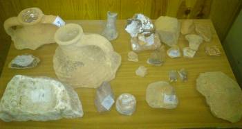 Εκρηκτικά και αρχαία εντοπιστήκαν στην Ελαφόνησο - Εγιναν 6 συλλήψεις (φωτο)