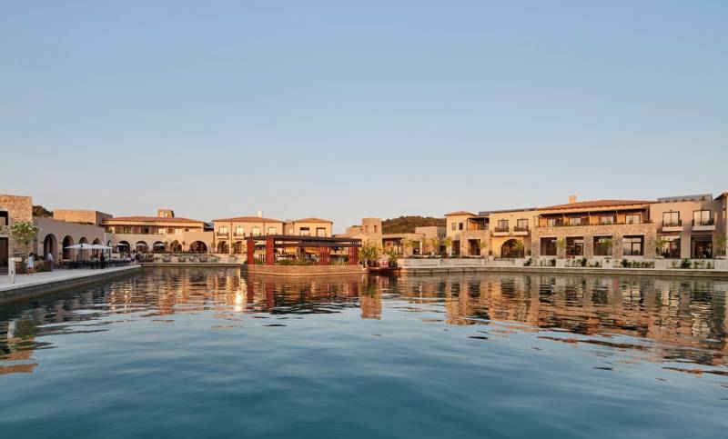 Το πρόγραμμα εκδηλώσεων της Navarino Agora έως τις 31 Αυγούστου