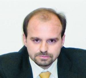 Ο Μπέζος διαψεύδει τις φήμες για το ΚΥ Μεσσήνης