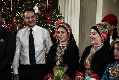 Σε Κάσο και Μέτσοβο για Χριστούγεννα ο Κυριάκος Μητσοτάκης