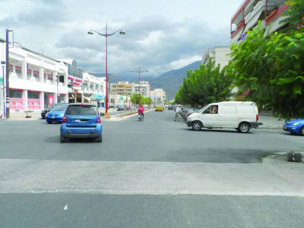 Με προβλήματα η κυκλοφορία  Φιλελλήνων και Κρήτης
