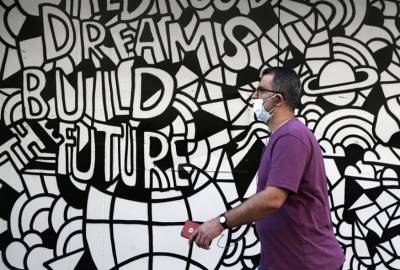 Κορονοϊός: Χαλαρώνουν οι συστάσεις για χρήση μάσκας στις ΗΠΑ εν μέσω υποχώρησης της πανδημίας