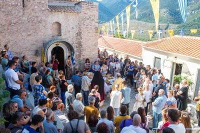 Ξεκίνησαν οι εορταστικές εκδηλώσεις στη Δήμιοβα