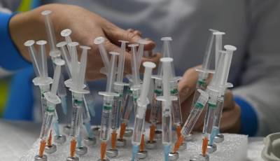 Θετικά τα πρώτα αποτελέσματα από το εμβόλιο mRNA της Moderna για τον καρκίνο του δέρματος
