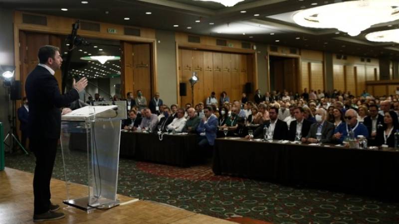 ΠΑΣΟΚ-ΚΙΝΑΛ: Τον Ανδρέα Σπυρόπουλο πρότεινε ο Νίκος Ανδρουλάκης για νέο γραμματέα