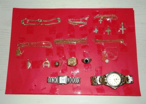 Σύλληψη 2 Ρουμάνων για κλοπές στην Κυπαρισσία