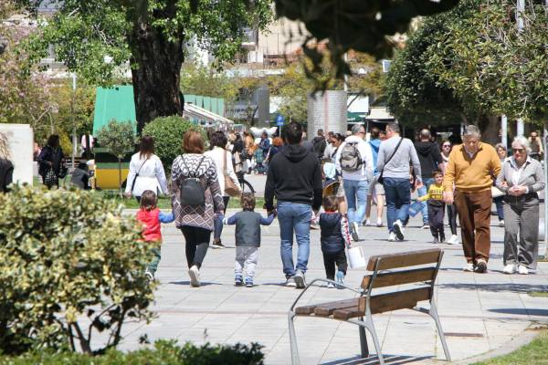 Να μην μείνουμε μόνο στους πασχαλινούς επισκέπτες