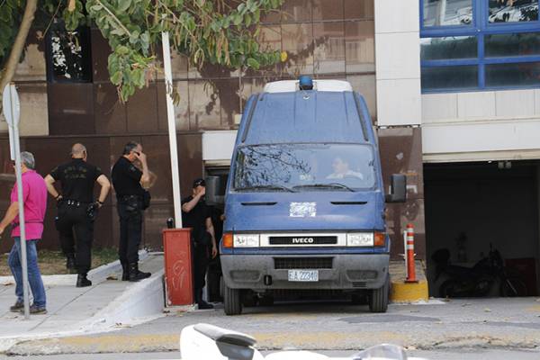 Μεσσηνία: 7 μέσα και 3 έξω για την υπόθεση διακίνησης ναρκωτικών