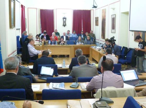 Προϋπολογισμός 2016: Οι δημότες πληρώνουν