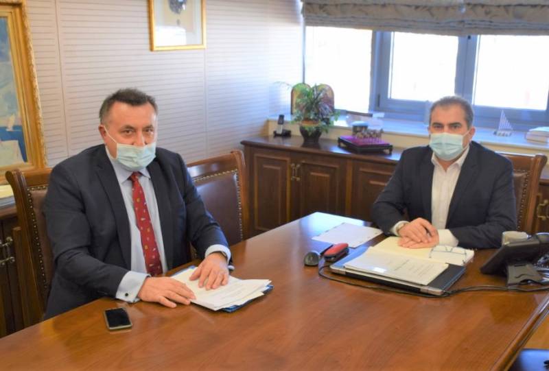 Καλαμάτα: Βασιλόπουλος με Χαλαβατσιώτη για εξέλιξη πανδημίας