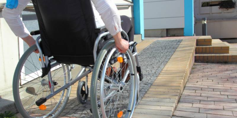 Ράμπες για ΑμεΑ στα σχολεία του Δήμου Πύλου - Νέστορος