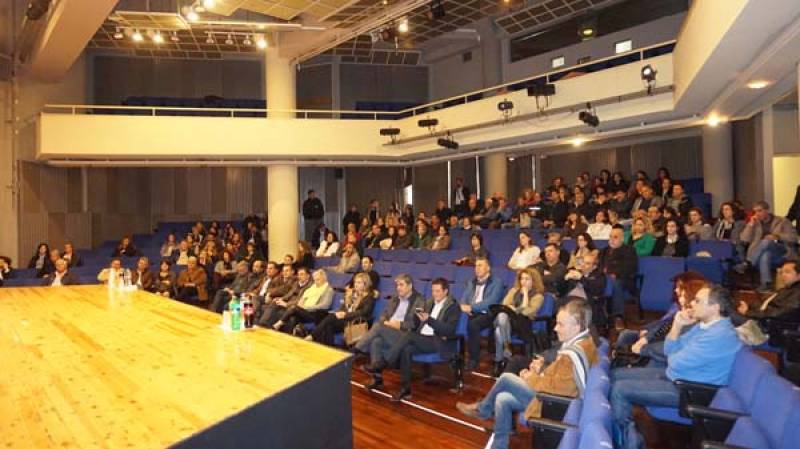 Νίκας σε δημοτικούς υπαλλήλους: “Μάθαμε να πορευόμαστε μακριά από κομματικούς μηχανισμούς”