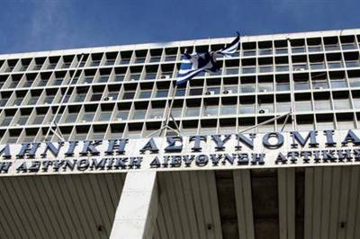 Νέα Σμύρνη: Στη ΓΑΔΑ ο «σπρίντερ» που έριξε τον αστυνομικό - Το προφίλ του