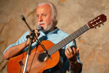 Νότης Μαυρουδής: &quot;Είμαστε ξανά στη φάση μιας ανίχνευσης ιδανικών&quot;