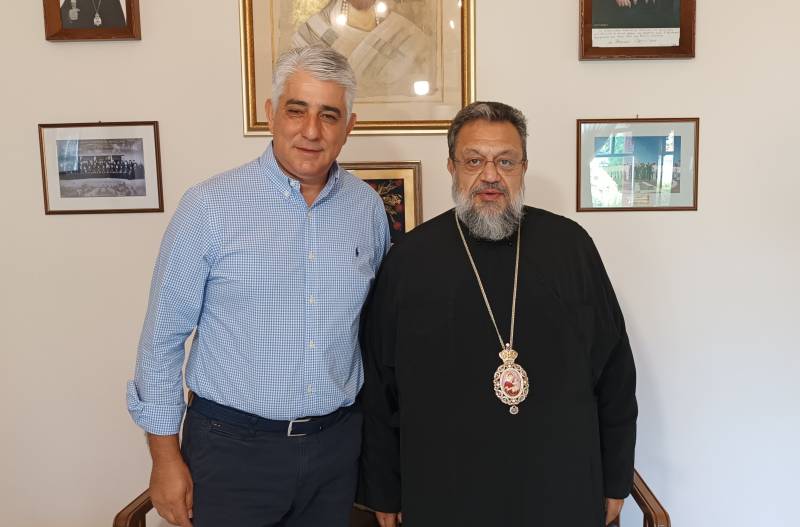 Επίσκεψη Καφαντάρη στον μητροπολίτη Χρυσόστομο