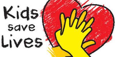 Πρόεδρος Σωματείου “Kids Save Lives”: Σε 3 με 5 λεπτά από το συμβάν, αν φτάσει απινιδωτής, οι πιθανότητες επιστροφής στη ζωή αγγίζουν το 70%