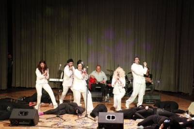 “Οι άγγελοι του Τσάρλι” νικητές στο "Deja Vu" (βίντεο-φωτογραφίες)