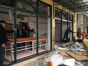 Ανατίναξαν το φούρνο του Κωνσταντινέα (Βίντεο)