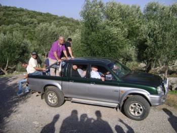 Αυτονόητες ερωτήσεις για παράξενες υποθέσεις