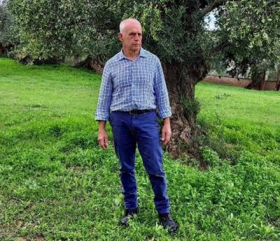 Από το πανωγράψιμο στο... πανωκλέψιμο: Μισός αιώνας σε λάθος μονοπάτι